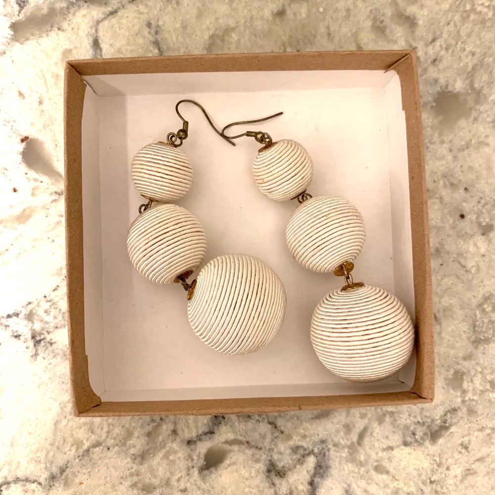 Trendy earrings